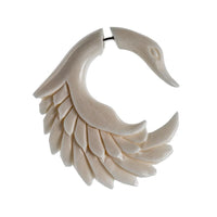 Load image into Gallery viewer, A white spiral ear stud shaped like a swan with layered feathers and a curved neck, designed in stainless steel—ideal as the Fake Ohr Piercing Bone Knochen Edelstahl weiß Spiralen Dehner Ohrstecker Ohrring.
