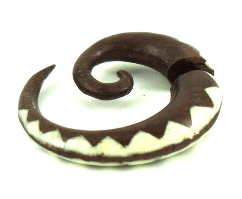 Fake Piercing Spirale Bone Inlay Zacken Band Holz Plug 8 mm Ohrstecker