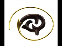 Load image into Gallery viewer, Fake Holz Piercing Narra Wood Brass Spirale gold
