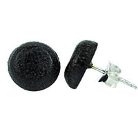 Cargar imagen en el visor de la galería, A pair of Kokosnuss Ohrstecker Punkte, gewölbt und rund aus dunkelbraunem Holz mit 925er Sterling Silber Steckern, werden vor weißem Hintergrund präsentiert.
