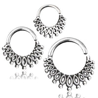Load image into Gallery viewer, Three ornate Piercing Ring 925 Silber Labret Tragus Septum Mandel nose rings, featuring teardrop patterns and round accents, displayed on a white background. Ideal as a stylish Nasenring for an elegant look.
