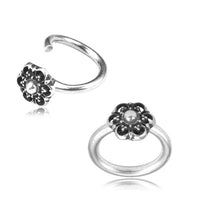 Load image into Gallery viewer, Piercing Ring Blümchen 925 Silber Labret Tragus 1.2mm

