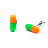 Load image into Gallery viewer, Ohrstecker Pille Tablette schmal 9 mm zweifarbig Edelstahl Unisex Schmuck Ohrringe
