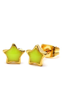 Load image into Gallery viewer, A pair of Brass Ohrstecker Stern 6 mm, gold-plated and nickel-free, with colorful enamel centers, crafted from Messing and displayed on a white background.
