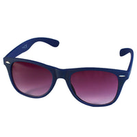 Load image into Gallery viewer, The Sonnenbrille Nerd einfarbig Unisex Brille features curved arms and large, oval lenses with a gradient pink tint and 400 UV-Schutz. This stylish, retro-inspired, unisex pair is perfect for any occasion.

