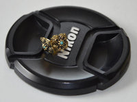 Load image into Gallery viewer, Messing Stein Kristall Ohrstecker gold Blume antik 10mm
