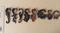 Load image into Gallery viewer, Fake Holz Lobe Piercing Edelstahl dunkel braun Hook Haken Flame Flügel Spirale
