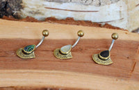 Load image into Gallery viewer, Bauchnabelpiercing Edelstahl Brass Bogen Träne Inlay - chic - net.de
