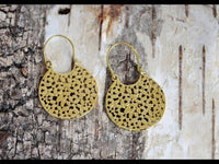 Load image into Gallery viewer, Brass Ohrringe Tribal gewölbt Ellipsen Kreis antik golden Messing - chic - net.de
