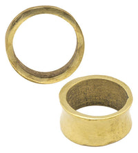 Load image into Gallery viewer, Brass Tunnel glatt antik gold nickelfrei konkav Plug Organic Messing Expander Ohrschmuck - chicnit.com
