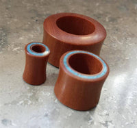 Load image into Gallery viewer, Flesh Tunnel Sawoholz Rim Inlay dünn Türkis double flared - chicnit.com
