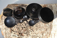 Load image into Gallery viewer, Holz Plug konkav Eisenholz Punktestruktur schwarz - chicnit.com

