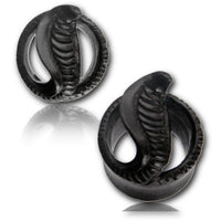 Load image into Gallery viewer, Holz Tunnel Arangholz schwarz kissing Cobra handgeschnitzt Tribal Plug Expander - chicnit.com

