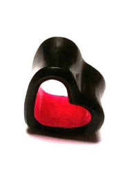 Load image into Gallery viewer, Holz Tunnel Herz hohl pink schwarz Sonoholz Holztunnel handgeschnitzt Tribal Plug Ohrring Ohrstecker - chicnit.com
