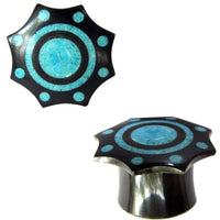 Load image into Gallery viewer, Horn Plug schwarz Inlay in türkis Tribal Buffalo handgeschnitzt Tunnel, Ohrstecker - chicnit.com

