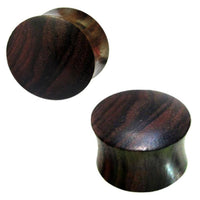 Cargar imagen en el visor de la galería, Tribal Holz Plug dunkelbraun Naturmuster Sonoholz Tunnel handgeschnitzt Holzplug Ohrstecker Expander.
