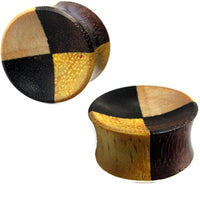 Load image into Gallery viewer, Tribal Holz Plug vier Farben Viertel laminiert Holzplug handgeschnitzt Tunnel Ohrstecker Expander - chicnit.com
