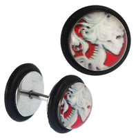 Cargar imagen en el visor de la galería, Fake Piercing Plug Edelstahl Skelett Frau Kopf rote Augen schwarz Gummiring 7 mm - chic - net.de
