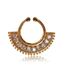 Load image into Gallery viewer, Fake Septum Piercing Nasenringe gelb golden Messing Brass Reihe von Glitzersteinen - chic - net.de
