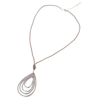 Load image into Gallery viewer, lange Kette 69 - 75cm Anhänger 10,5 cm silbern Brass Tropfen Lederband beige - chic - net.de
