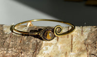 Load image into Gallery viewer, Messing Armreif antik goldenTigerauge Maserung rund Kugeln verstellbar - chic - net.de
