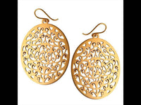 Load image into Gallery viewer, Messing Ohrringe oval groß Schnörkel Linien Haken Verschluss antik golden Tribal Ohrhänger - chic - net.de
