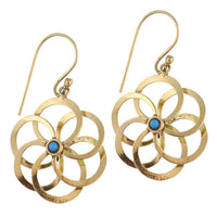 Cargar imagen en el visor de la galería, Ohrringe Blume glänzend spiralig Türkis blau Messing antik golden Tribal Ohrhänger - chic - net.de
