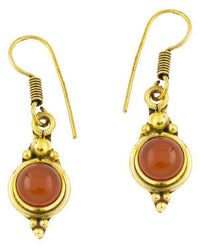 Load image into Gallery viewer, Ohrringe Kreis Karneol Punkte Dreiecke Messing Brass antik golden Tribal Ohrhänger - chic - net.de

