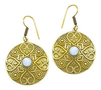 Load image into Gallery viewer, Ohrringe Mondstein Stein Herz Kreis Dreiecke Messing Ohrhänger weiß nickelfrei antik golden Tribal - chic - net.de
