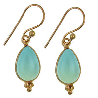 Load image into Gallery viewer, Ohrringe Tropfen Chalzedon Dreieck Messing antik golden Tribal Ohrhänger Brass Schmuck - chic - net.de

