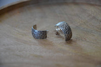 Load image into Gallery viewer, Ohrstecker 925 Sterling Silber Creole oxidiert Dornen - chic - net.de
