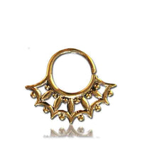 Cargar imagen en el visor de la galería, Septum Piercing Nasenringe Fächer Spitzen Messing 1,6 mm goldfarben nickelfrei antik exotisch Ohrring - chic - net.de
