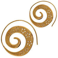 Load image into Gallery viewer, Spiralen Ohrringe breit Rillen Sterne Brass gestanzt antik golden Tribal Piercing - chic - net.de
