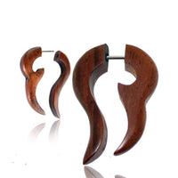 Load image into Gallery viewer, Tribal Fake Piercing Sonoholz Haken Doppel Spitze braun Ohrring Edelstahl 1 mm - chic - net.de
