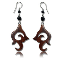 Load image into Gallery viewer, Tribal Ohrringe Narraholz Spiralornament dunkelbraun schwarze Perlen Edelstahl - chic - net.de
